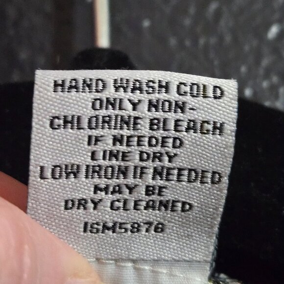 Vintage Tapestry Brocade Paisley Art to Wear Jacket Red Black Metallic M - Picture 8 of 11